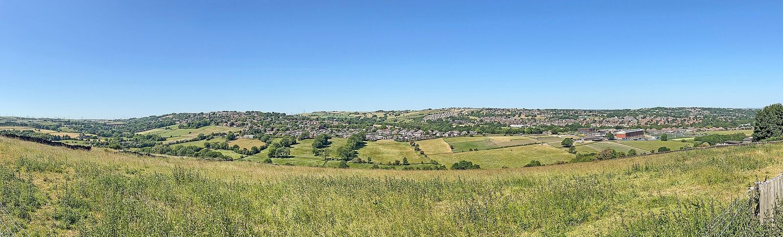 Wide view across Thornton and the surrounding fields